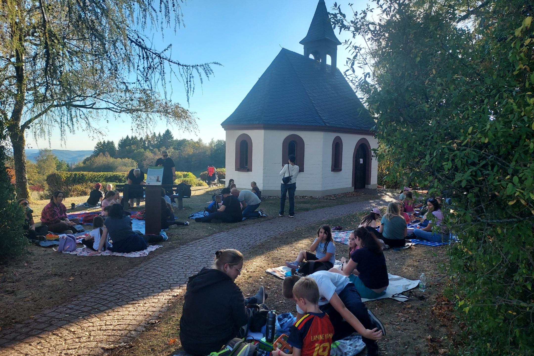 Picknick an der Peterbergkapelle